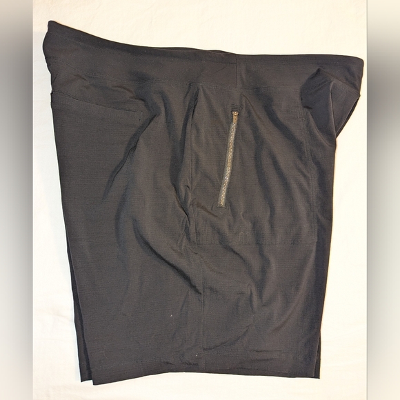 Athleta Shorts Trekkie North Women's 20 Black Hiking Outdoor Travel Athleisure - Picture 4 of 7